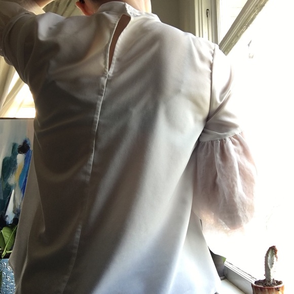 A New Day Shirt - Sz S - Picture 3 of 5